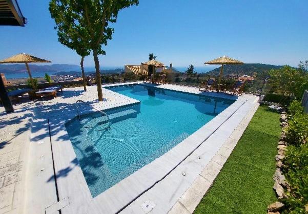 "Stergiou Luxury Apartment 2Nd Floor" Με Κοινη Πισινα Saronida Ngoại thất bức ảnh