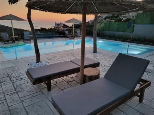 "Stergiou Luxury Apartment 2Nd Floor" Με Κοινη Πισινα Saronida Ngoại thất bức ảnh
