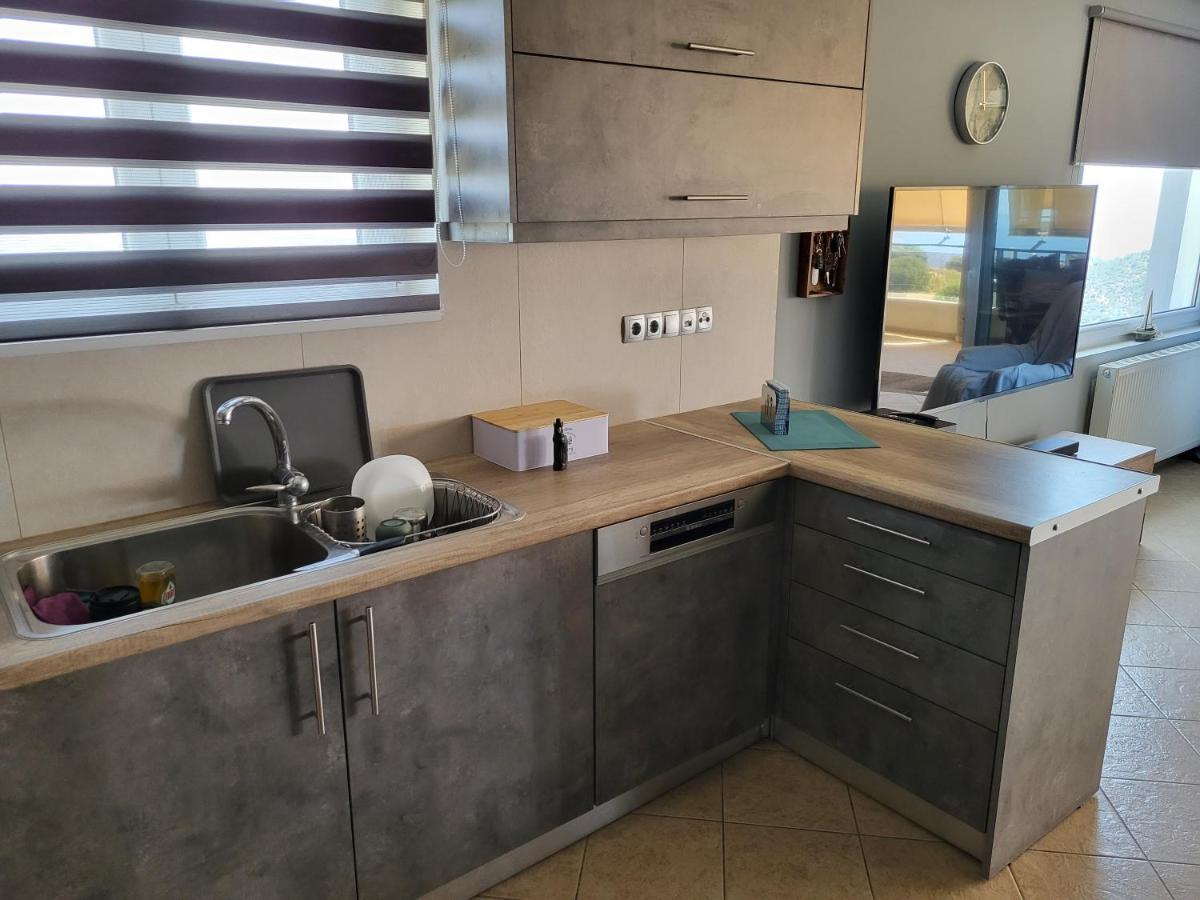 "Stergiou Luxury Apartment 2Nd Floor" Με Κοινη Πισινα Saronida Ngoại thất bức ảnh