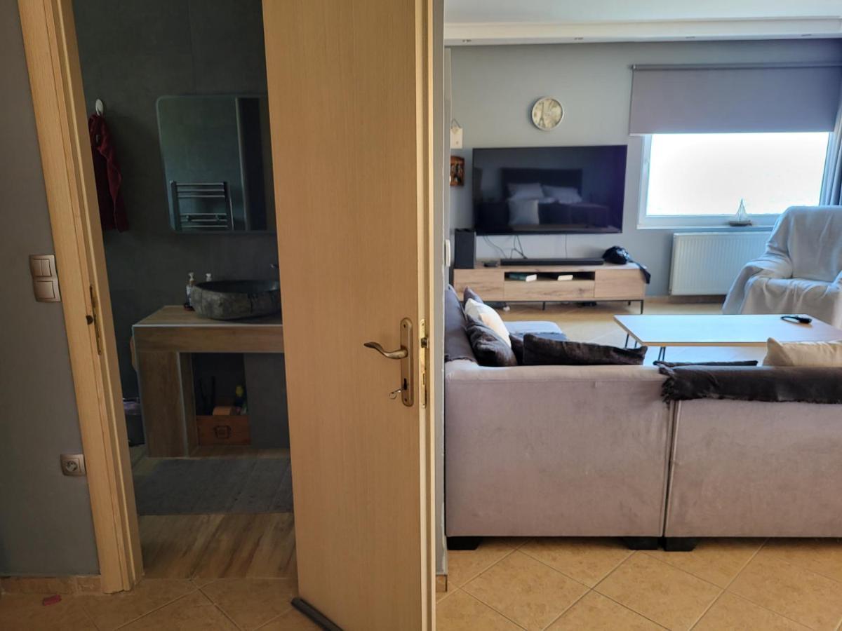 "Stergiou Luxury Apartment 2Nd Floor" Με Κοινη Πισινα Saronida Ngoại thất bức ảnh