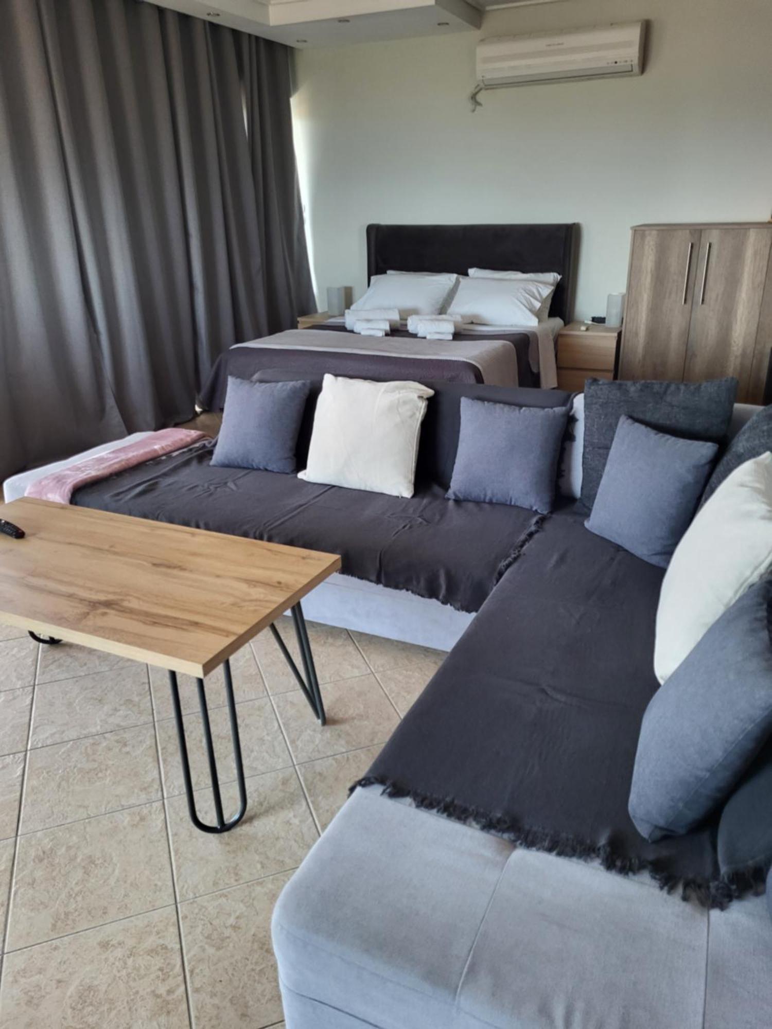 "Stergiou Luxury Apartment 2Nd Floor" Με Κοινη Πισινα Saronida Phòng bức ảnh